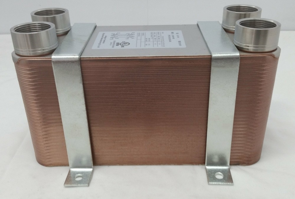 60 Plate Water to Water Brazed Plate Heat Exchanger 1 1/4" FPT Ports w/ Brackets
