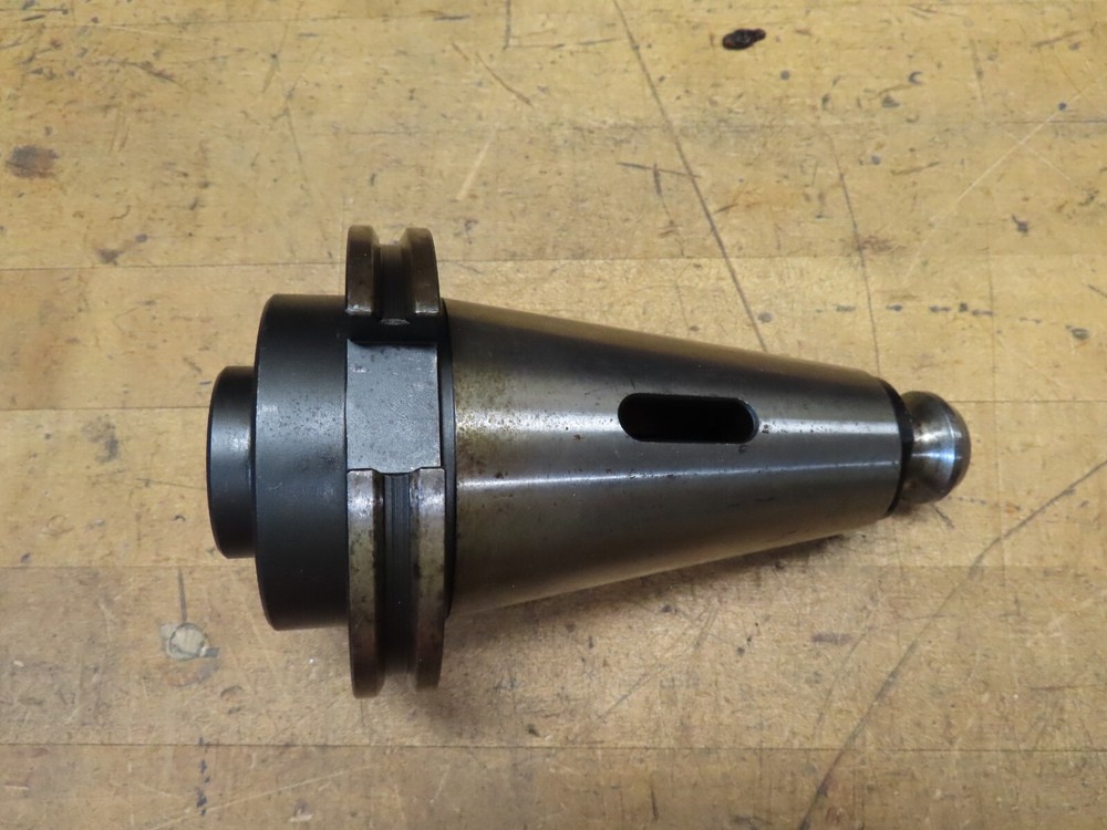 CAT50 Lyndex C5004-0003 MT3 shank adapter