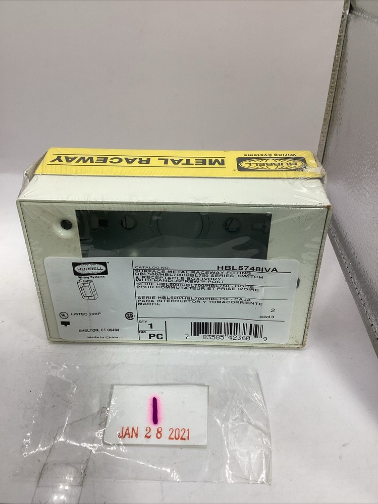 Hubbell Wiring Device-Kellems HBL5748IVA Switch And Receptacle Box Ivory