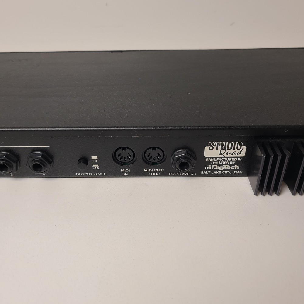 Digitech Studio Quad 4 In 4 Out Multi-Effects Processor no Power Supply