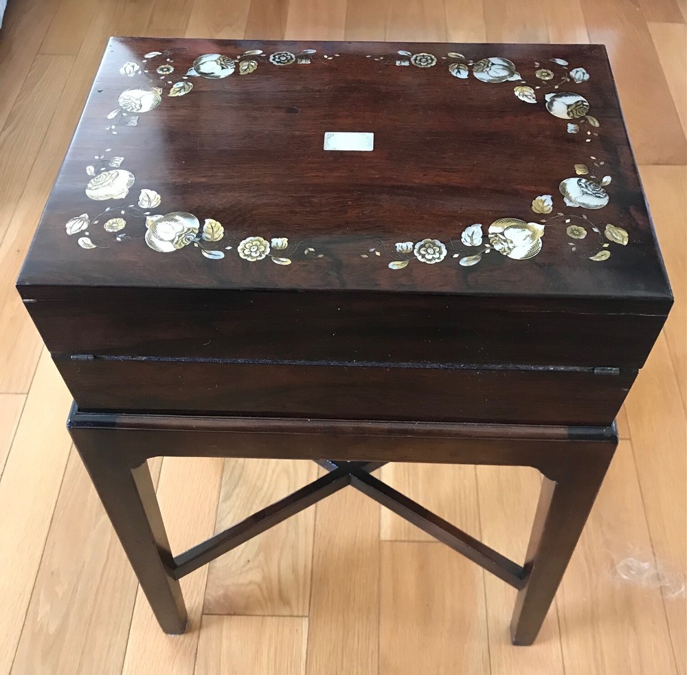 ANTIQUE VICTORIAN LAP/WRITING DESK CIRCA 1850