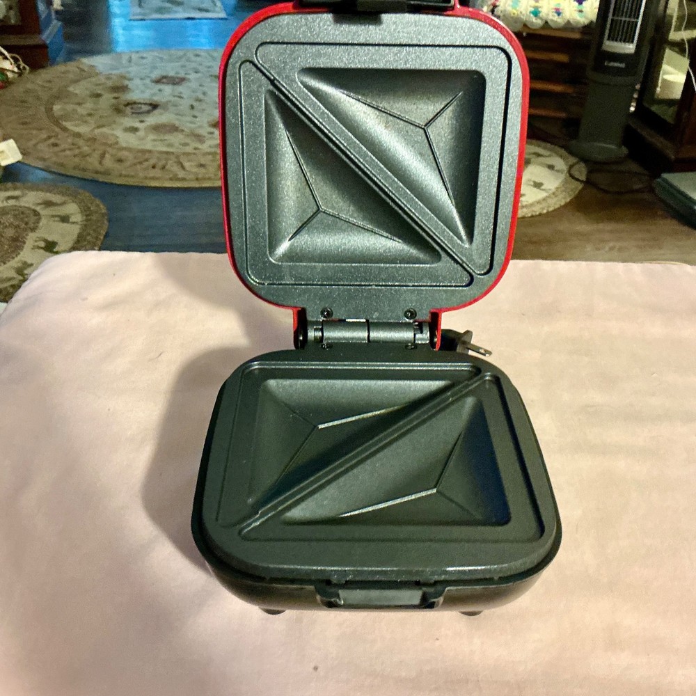 Dash electric sandwich maker works great