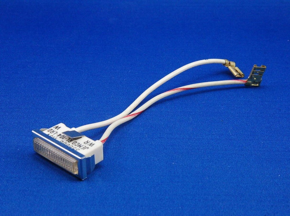 Lot of 2 - JEMCO - RL-104-LRD – 1125VAC  Neon Rectangular Panel Mount Indicator