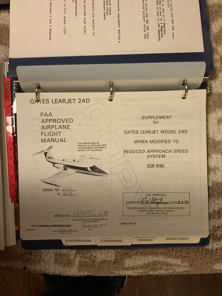 Flight Safety International Lear Jet 20 Training Manual & Checklist