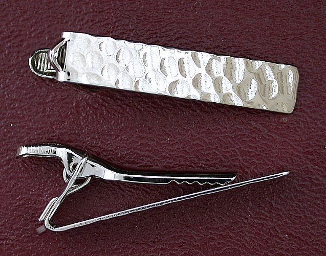 TWO 1 1/2" SILVER PLATED SWEATER GUARD CF632