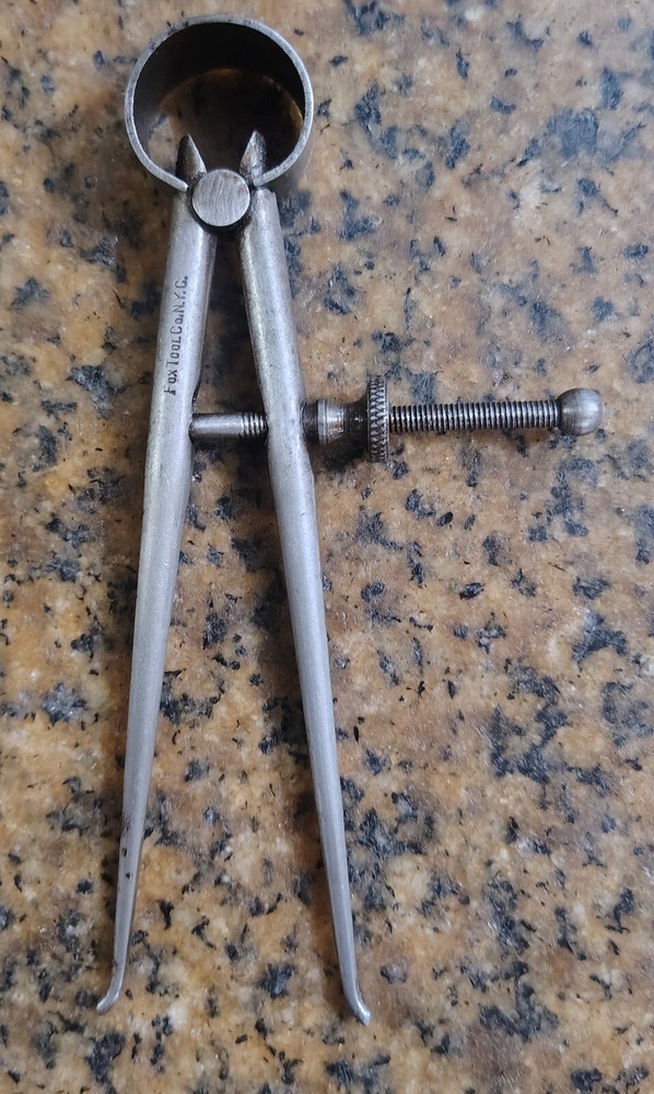 🗽 VINTAGE FOX TOOL CO. 4"OD CALIPER