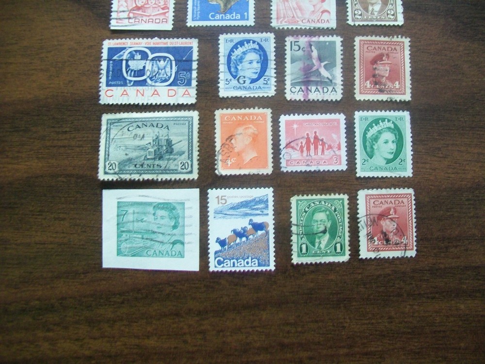 Canada Postage Stamps - Canada - Vintage - 20 Various Stamps (167)