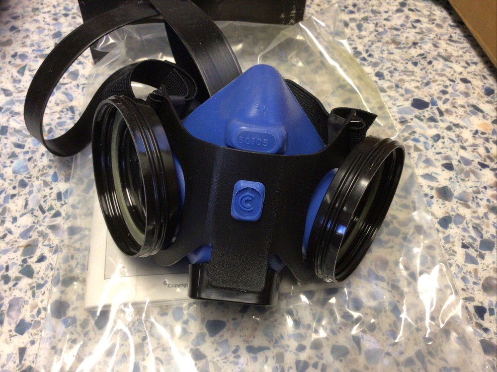 CABOT SAFETY DUAL ELEMENT RESPIRATOR MASK S4500