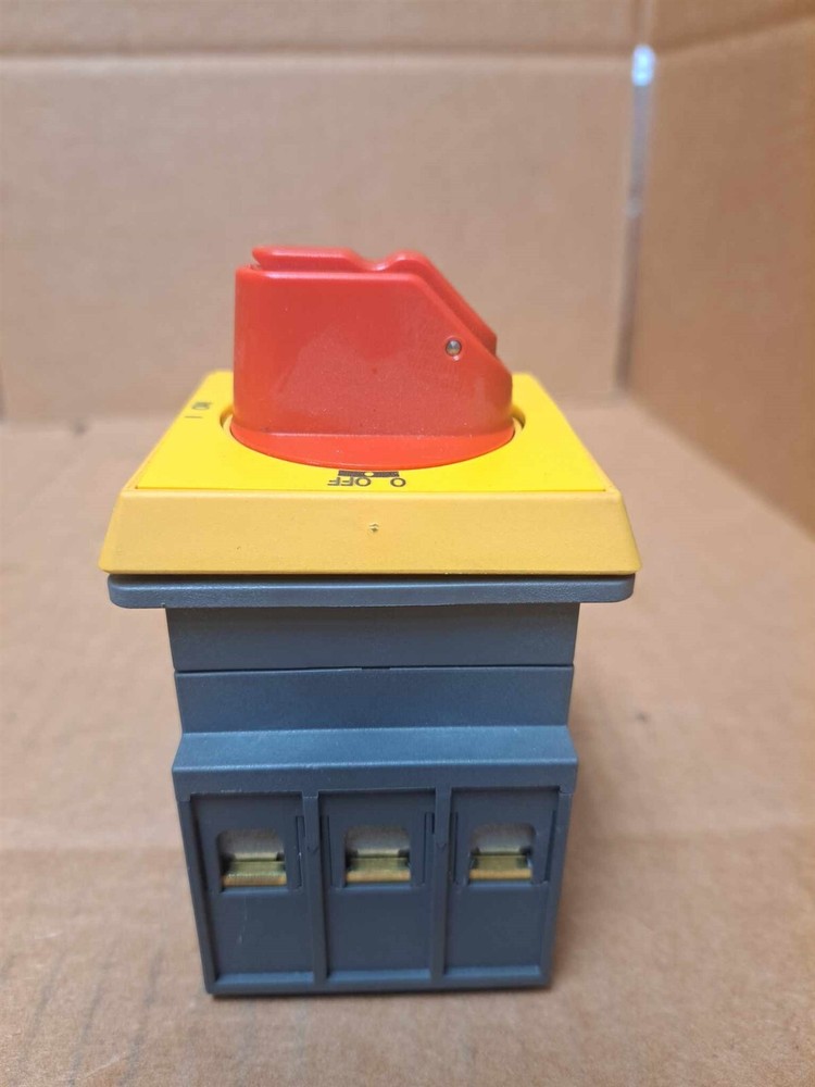 ABB Disconnect Switch Part No. OT63FT3