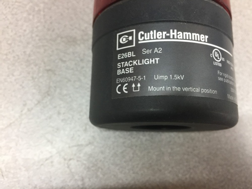 NEW NO BOX CUTLER HAMMER STACKLIGHT BASE E26BL
