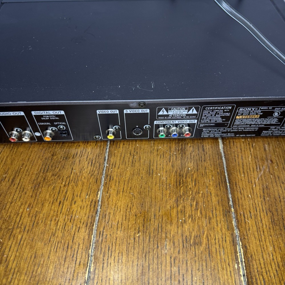 SONY DVD/CD Player DVPS - 350 Digital Doby Component Video Output