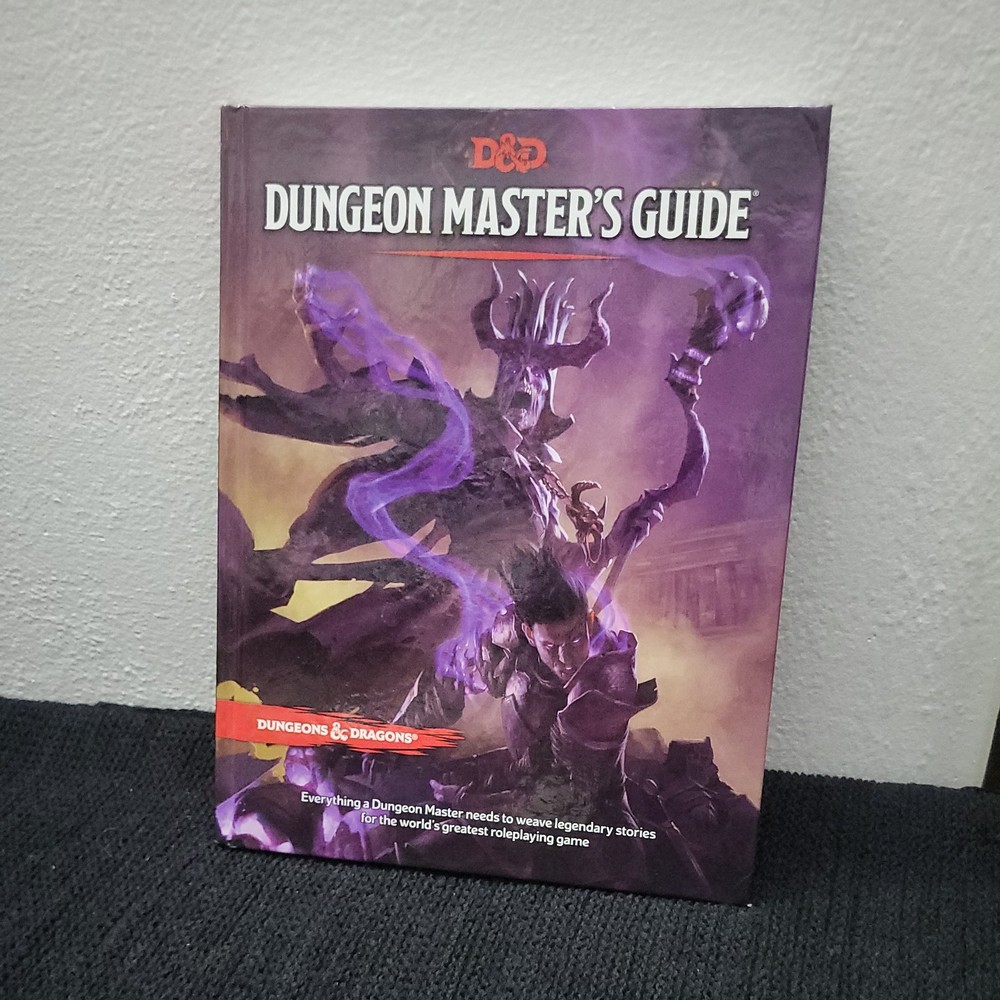 Dungeon Master's Guide DnD Dungeons & Dragons D&D 5th Edition 2014 Hardcover