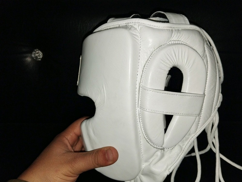 Winning FG-2900 Boxing Head Gear - White