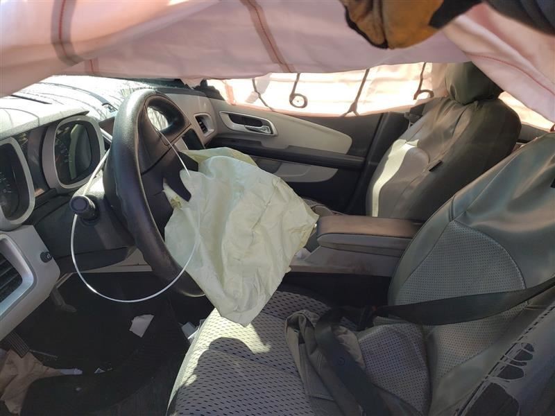 EQUINOX 2010 Headrest 353660