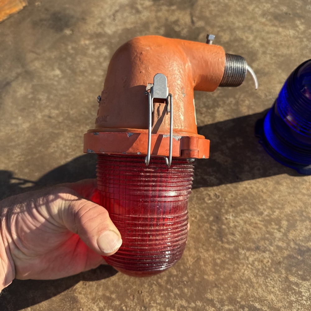 HUGHEY & PHILLIPS OBSTRUCTION LIGHTING