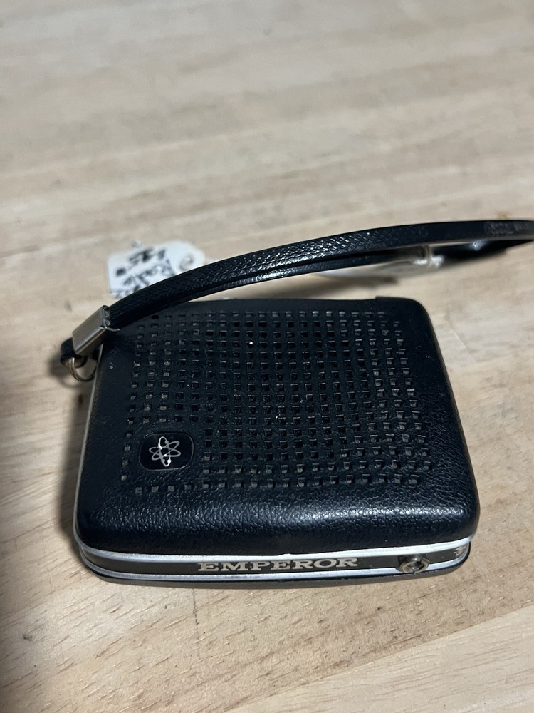 Vintage Emperor Radio. As Is.