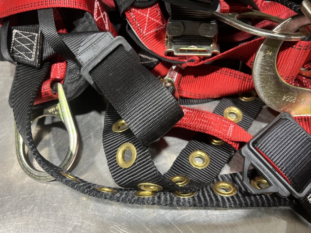 Falltech DS72593 Safety Harness Used Surplus