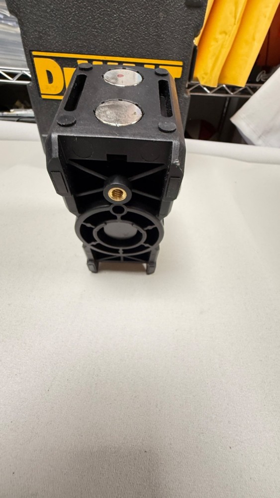 DEWALT (DW085K) Self-Leveling Laser Pointer, 5-Beam, Red