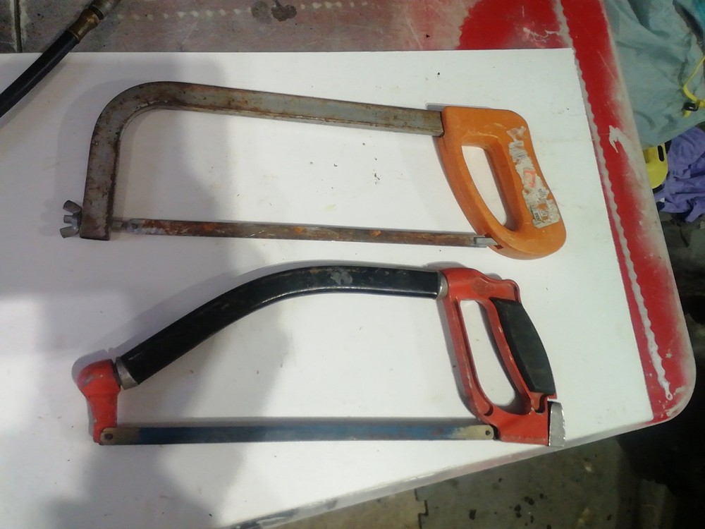 2 Hack Saws