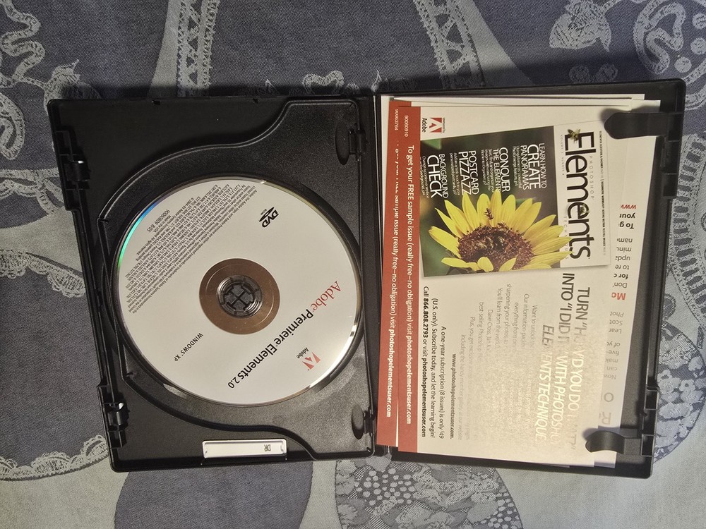 Adobe Photoshop Elements 4.0 And Adobe Premier Elements 2.0 (PC) W/ Code