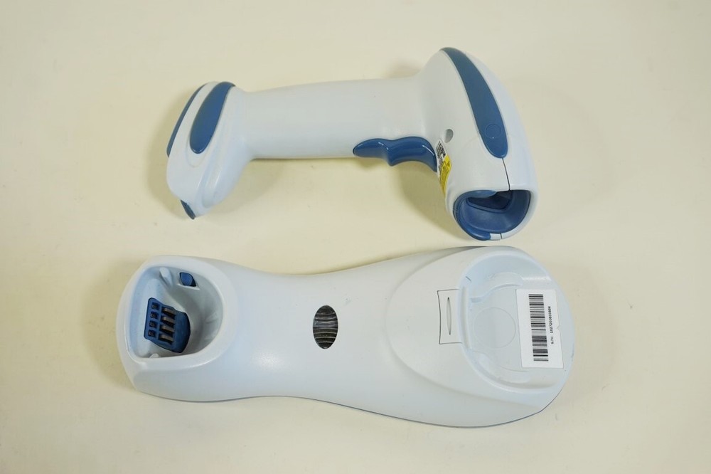 Symbol Zebra DS6878 DS6878-HC2000BVZWW Bluetooth 2D Cradle Barcode Scanner