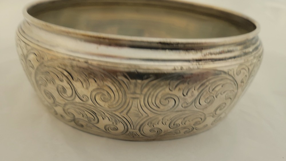TIFFANY & CO. STERLING SILVER DISH / WINE COASTER