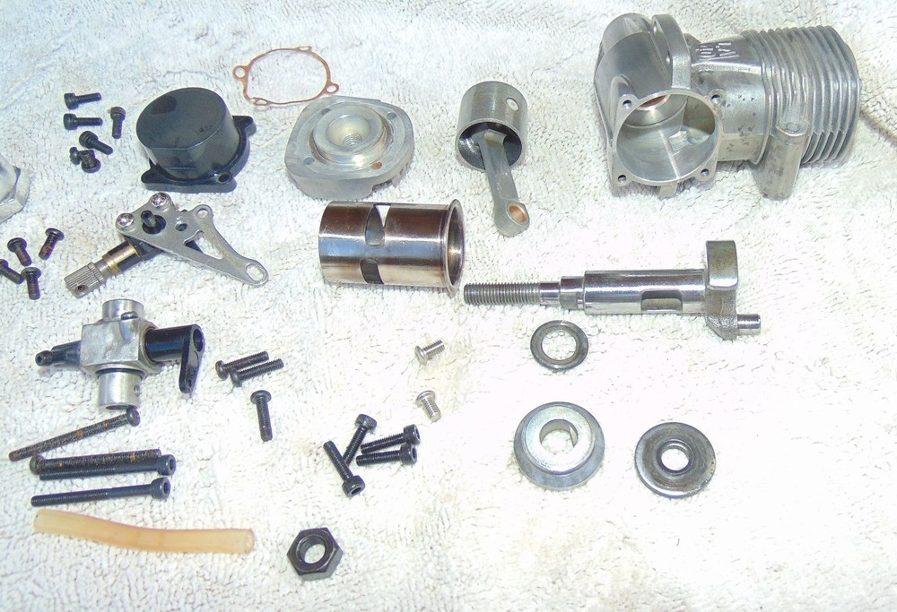 OS LA 40 RC Model Airplane Engine, Nice engine, cleaned with socket screws
