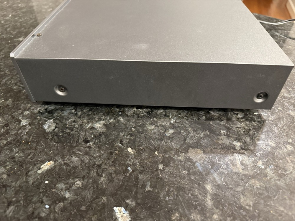 Kenwood Ge-1001 Excellent/stereo parametric equalizer. Silver