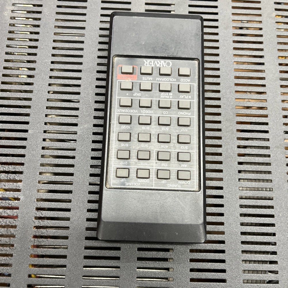 Carver Receiver Model HR-752