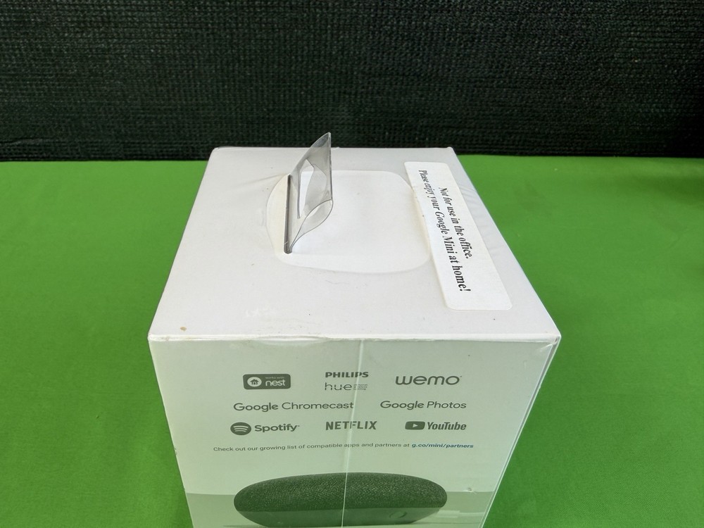Google Home Mini Smart Speaker with Google Assistant (GA00210-US)