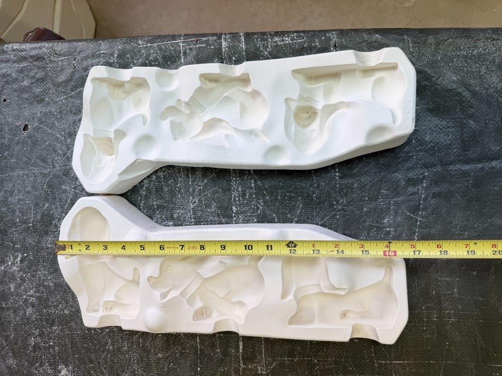 VINTAGE EVERGREEN CERAMIC MOLD #E-112 THREE DOGS