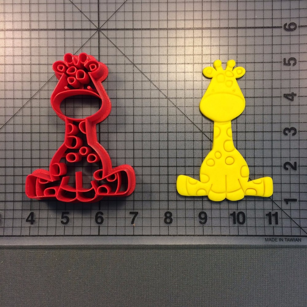 Giraffe Baby 102 Cookie Cutter