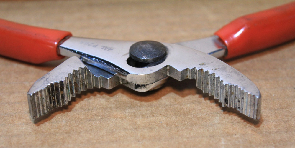 MAC Tools P26A Slip Joint Pliers 6-1/2”