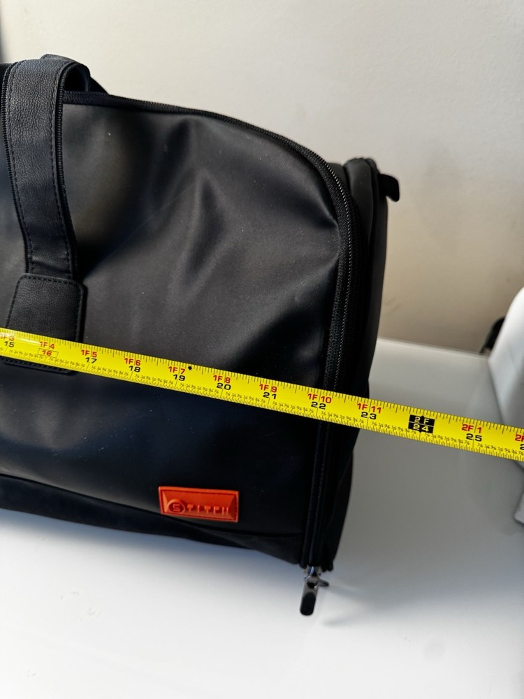stitch golf ultimate garment bag EUC