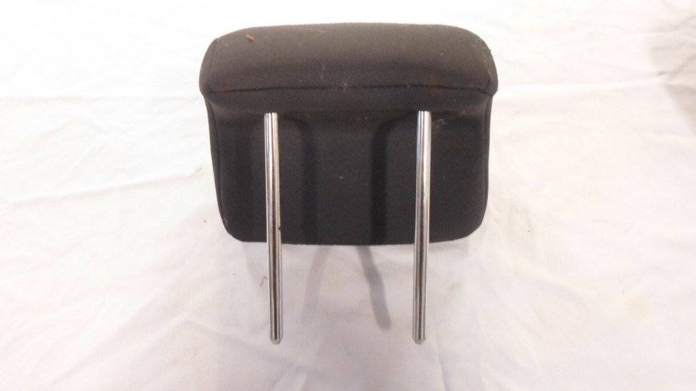 2007 Chevy Aveo LS 5 Hatch Head Rests