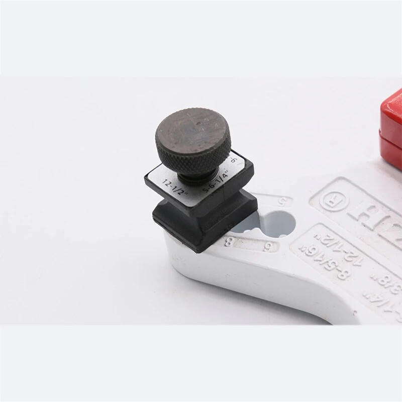 Vertical and Horizontal Small Diameter Thin-walled Pipe Ratchet Bender