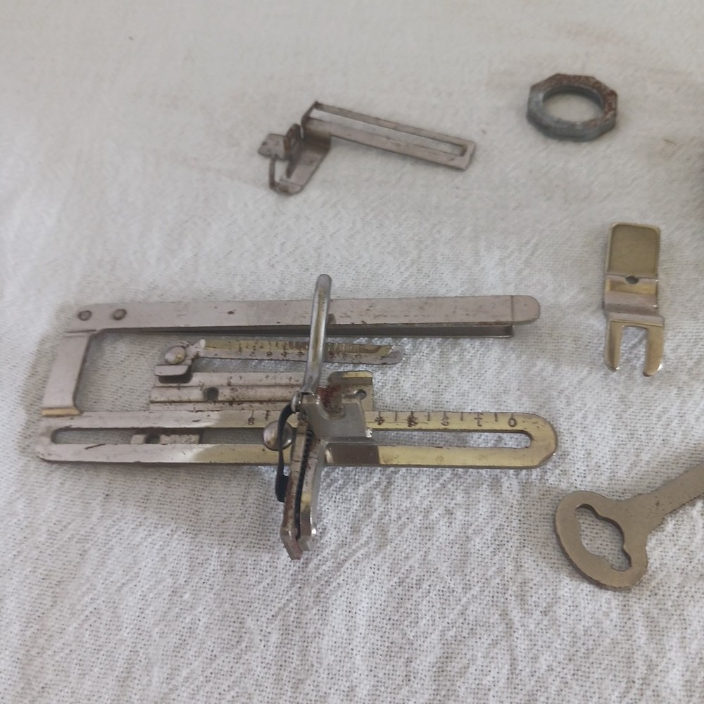 Sewing Machine Attachments & Others Pieces. UNTESTED
