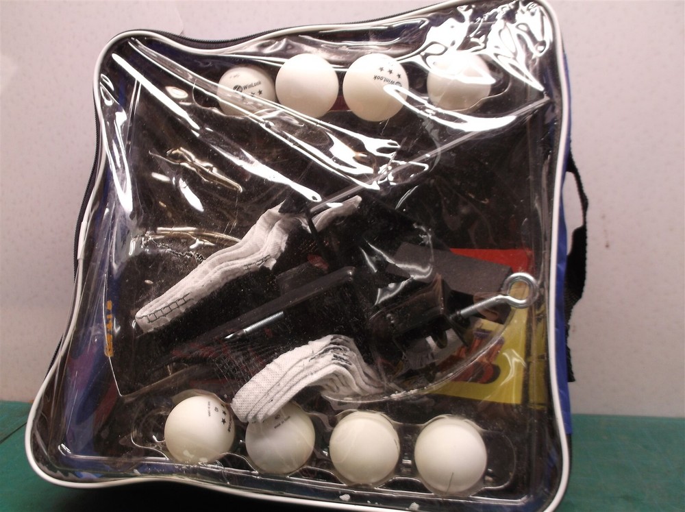 PING PONG BALLAS & NET