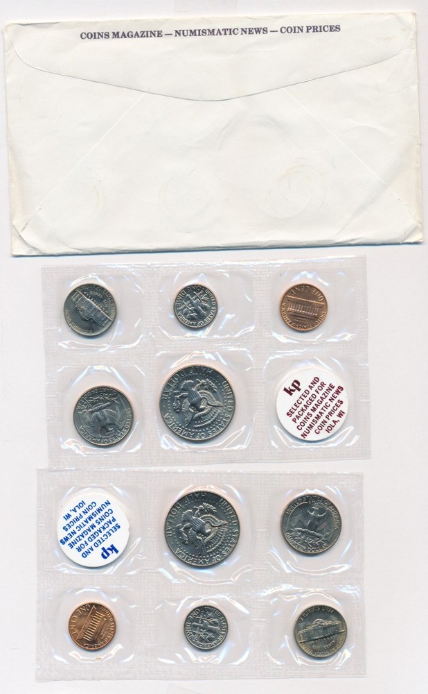 1982 UNCIRCULATED COIN SET P D KRAUSE PUBLICATIONS