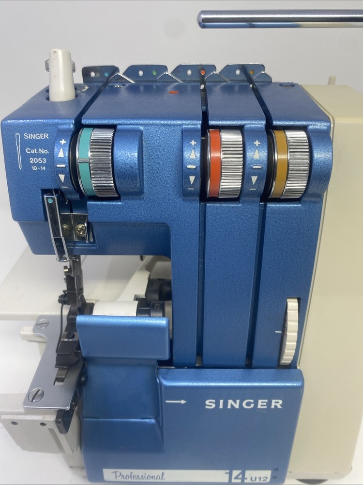 Singer Professional 14U12
