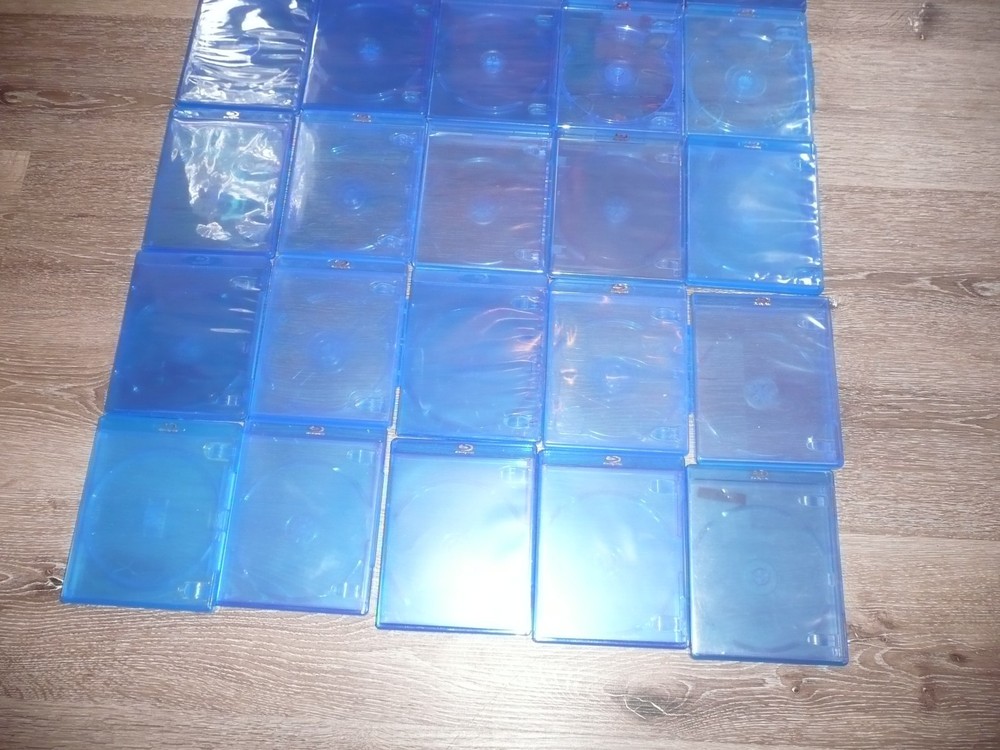 (30) Blu-Ray Empty Replacement Boxes Cases - 15 Single Disc 15 Double