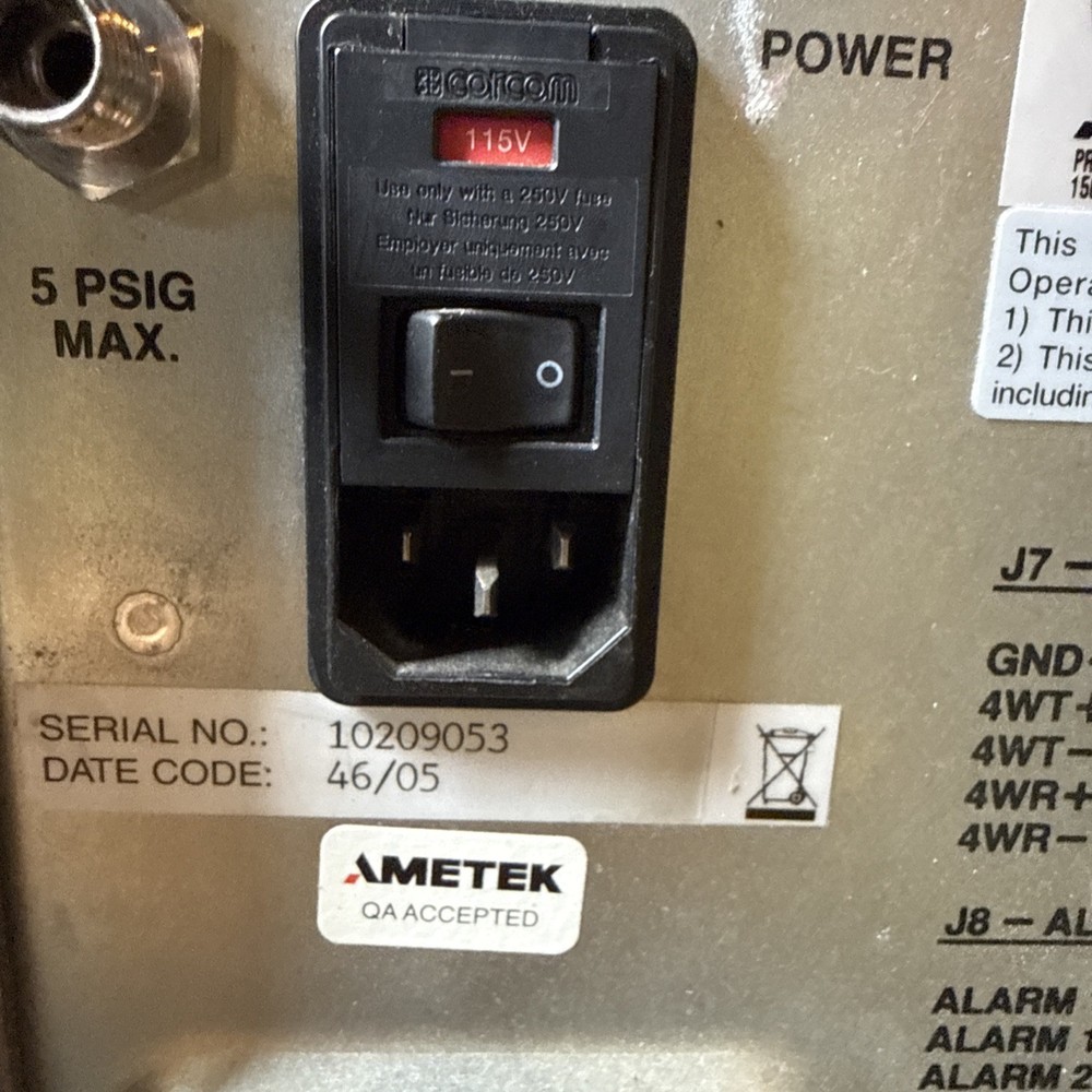 2 AMETEK Process Instruments Thermox CG-1000 Oxygen Analyzer Working