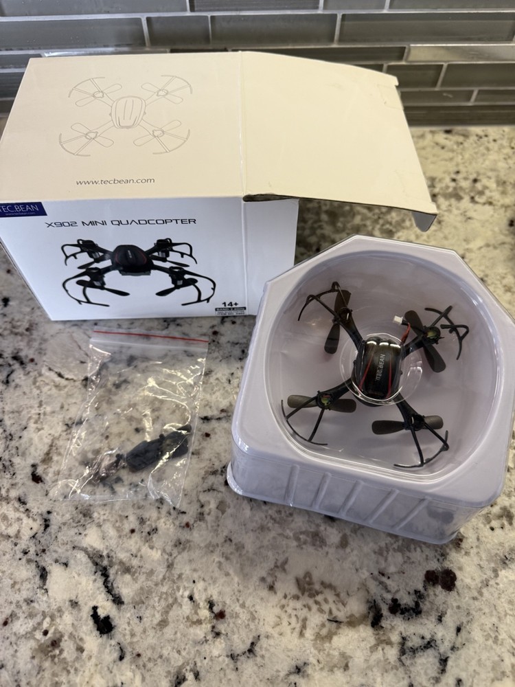 TEC.BEAN Black Spider X902 Mini Beginner Drone Hovering Quadcopter
