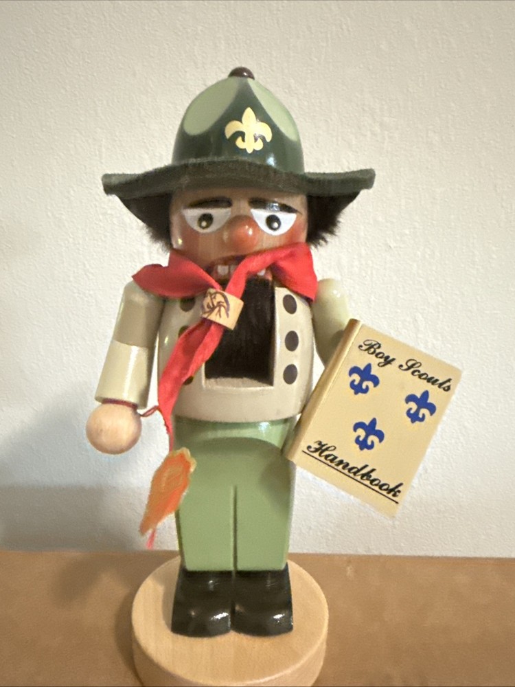 Steinbach German Boy Scout Nutcracker Preowned No Box