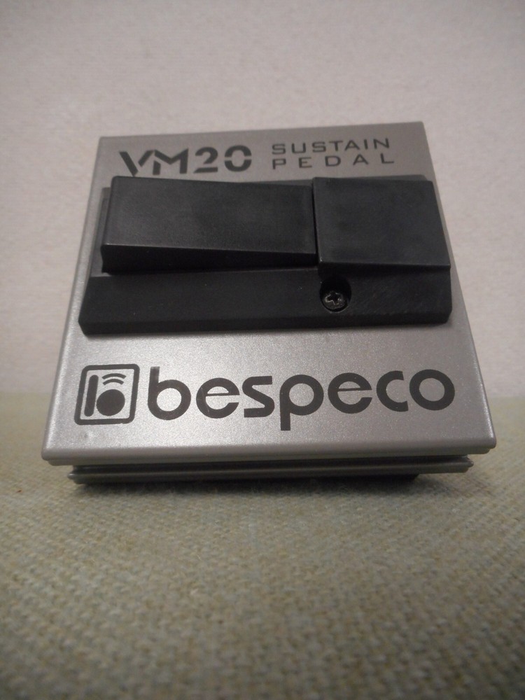 Vintage Bespeco VM-20 Unlatch Footswitch