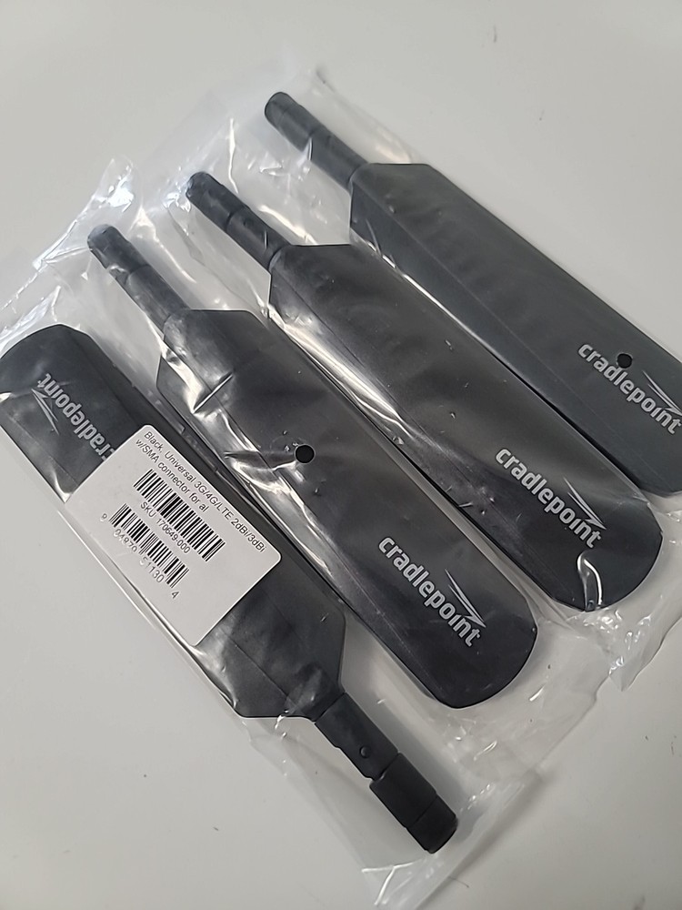 Four (4) Cradlepoint 3G 4G LTE Antennas Black