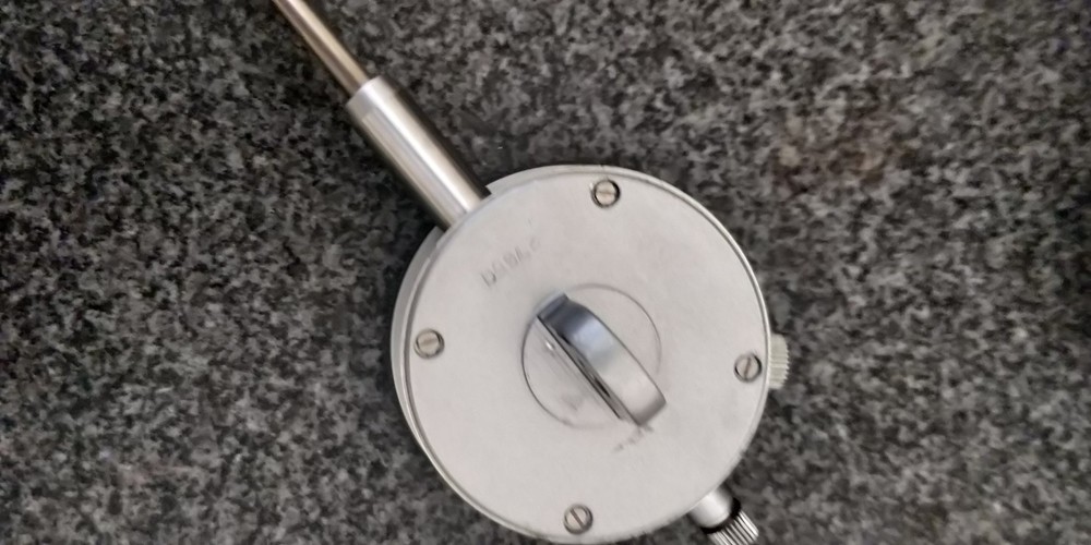 TESTED Dial Indicator: .001" range = 1" FOWLER