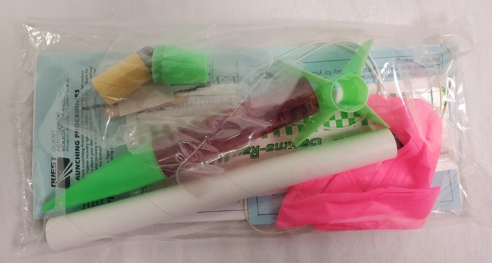 Quest #1509 "Gama-Ray II" Payloader Flying Model Rocket Kit Mint Sealed Package