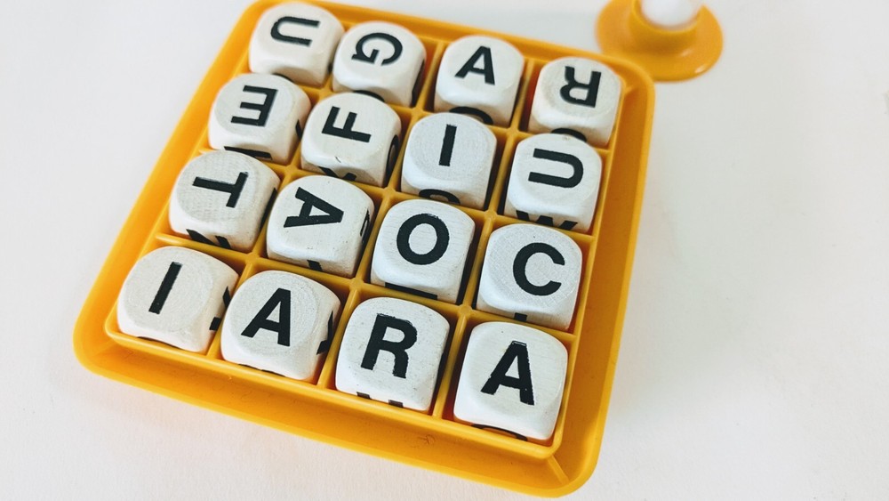 1976 Game Boggle Parker Brothers