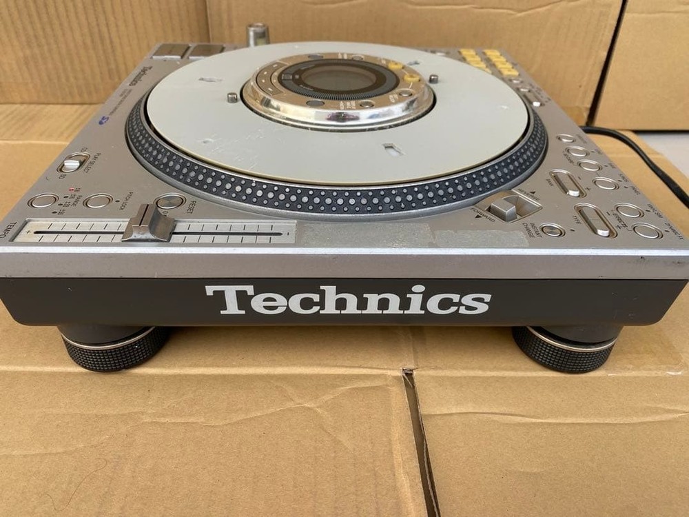 Technics SL-DZ1200 Digital Turntable Power supply confirmed
